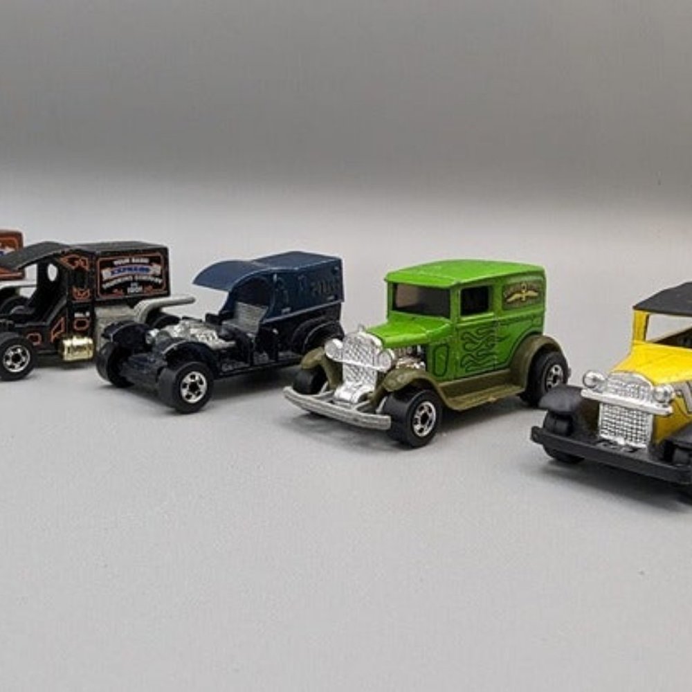 Lot of 5 Vintage Toy Wagons